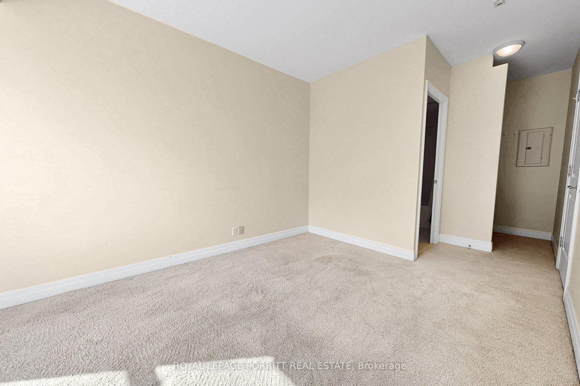 Photo 33 of Unit 309, 9 Burnhamthorpe Crescent, Etobicoke, Islington-City Centre West — HOMEH