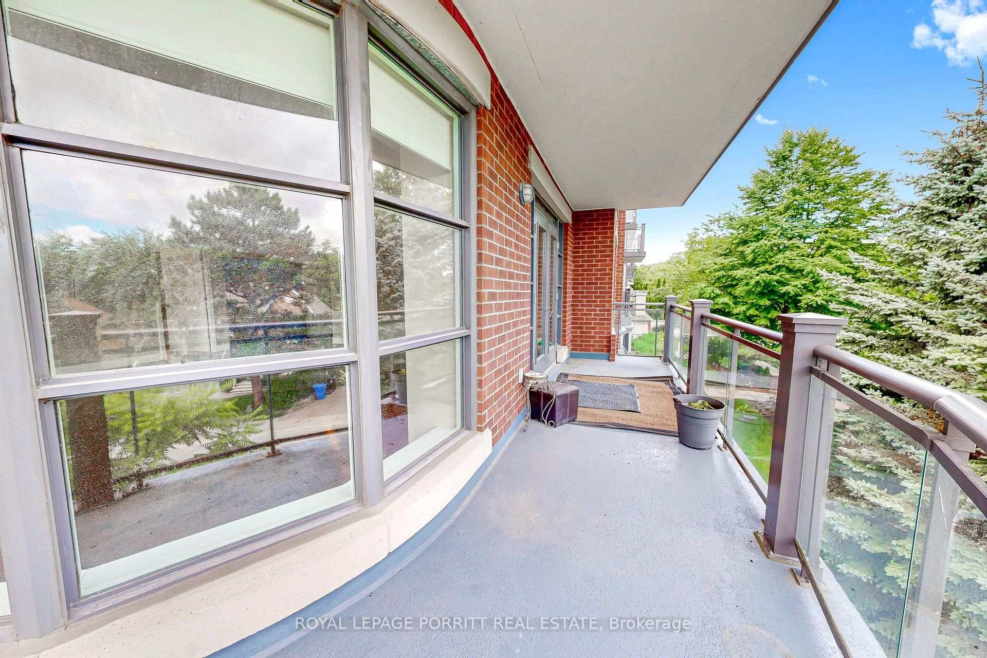 Photo 38 of Unit 309, 9 Burnhamthorpe Crescent, Etobicoke, Islington-City Centre West — HOMEH