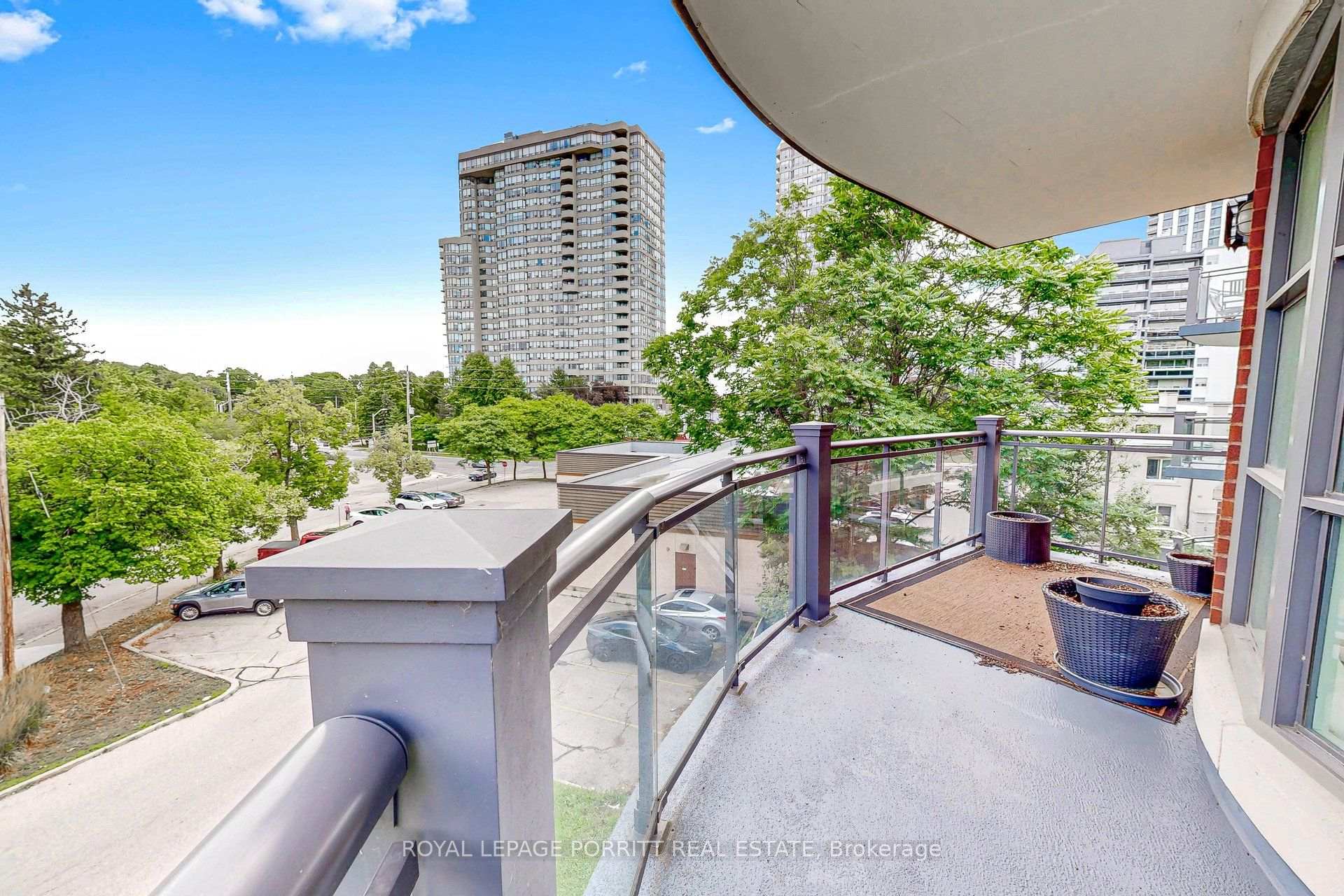 Photo 39 of Unit 309, 9 Burnhamthorpe Crescent, Etobicoke, Islington-City Centre West — HOMEH