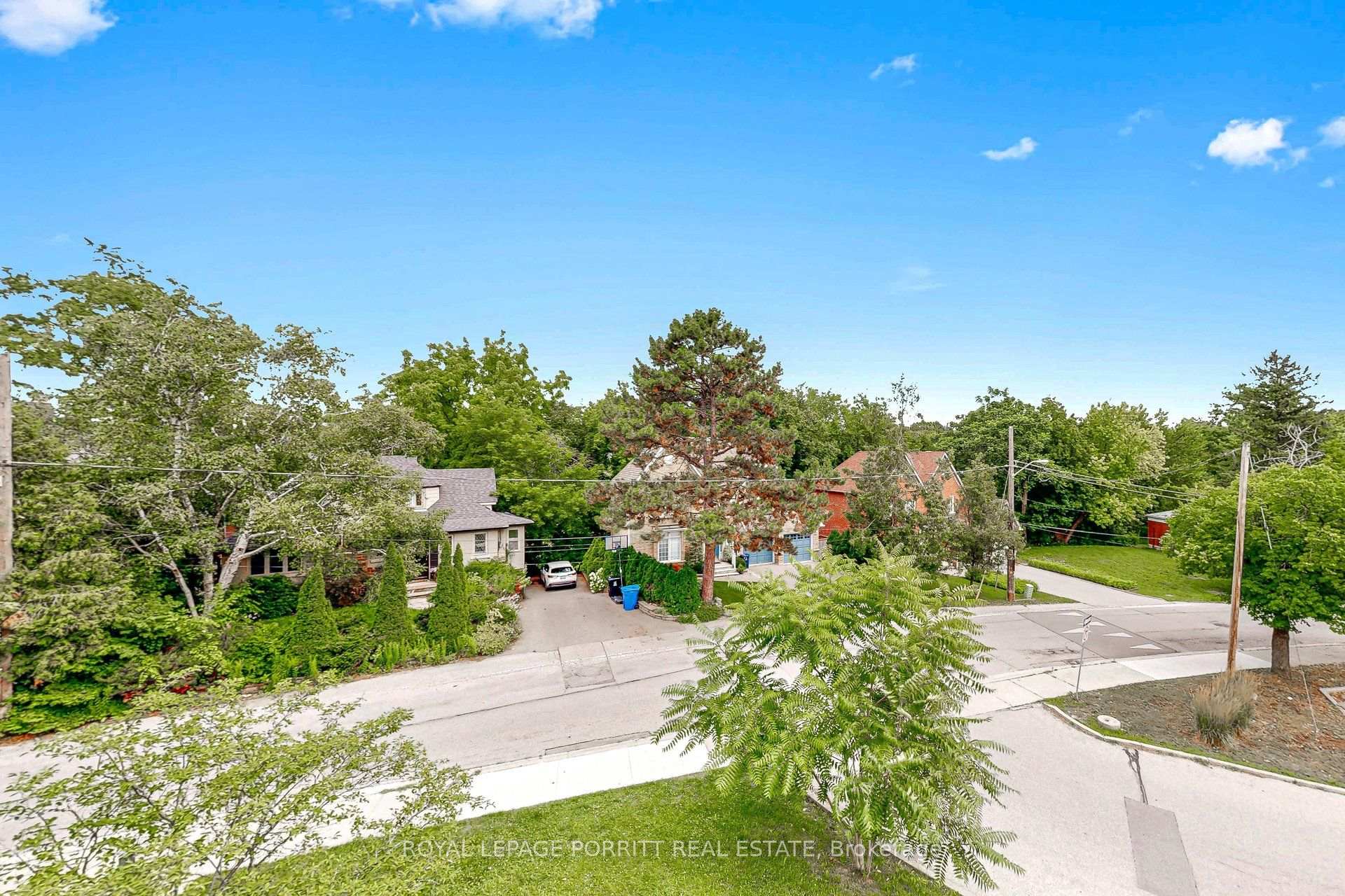Photo 41 of Unit 309, 9 Burnhamthorpe Crescent, Etobicoke, Islington-City Centre West — HOMEH