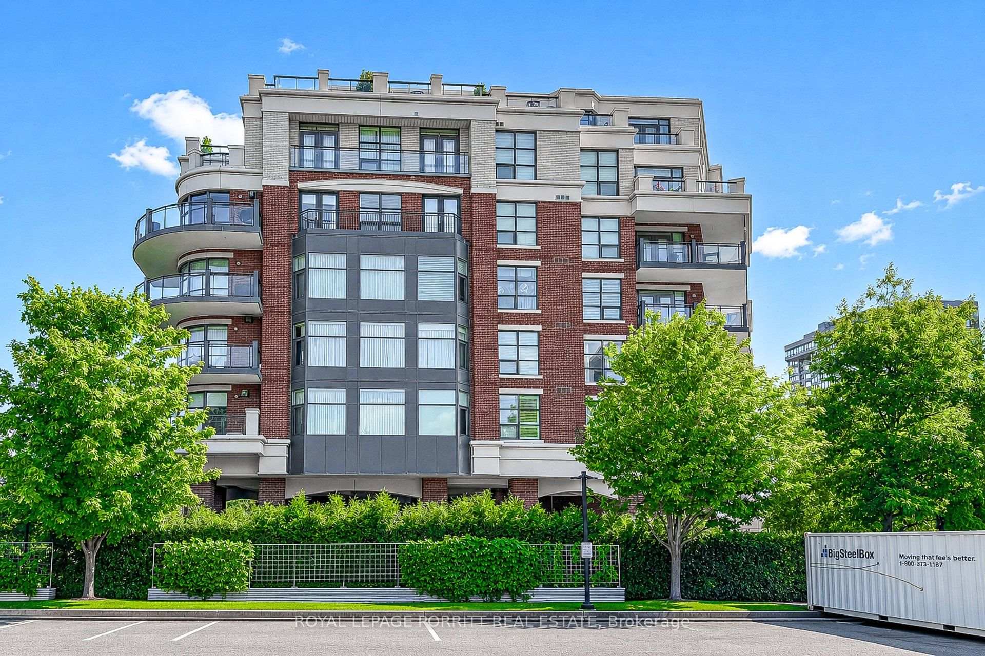 Photo 43 of Unit 309, 9 Burnhamthorpe Crescent, Etobicoke, Islington-City Centre West — HOMEH