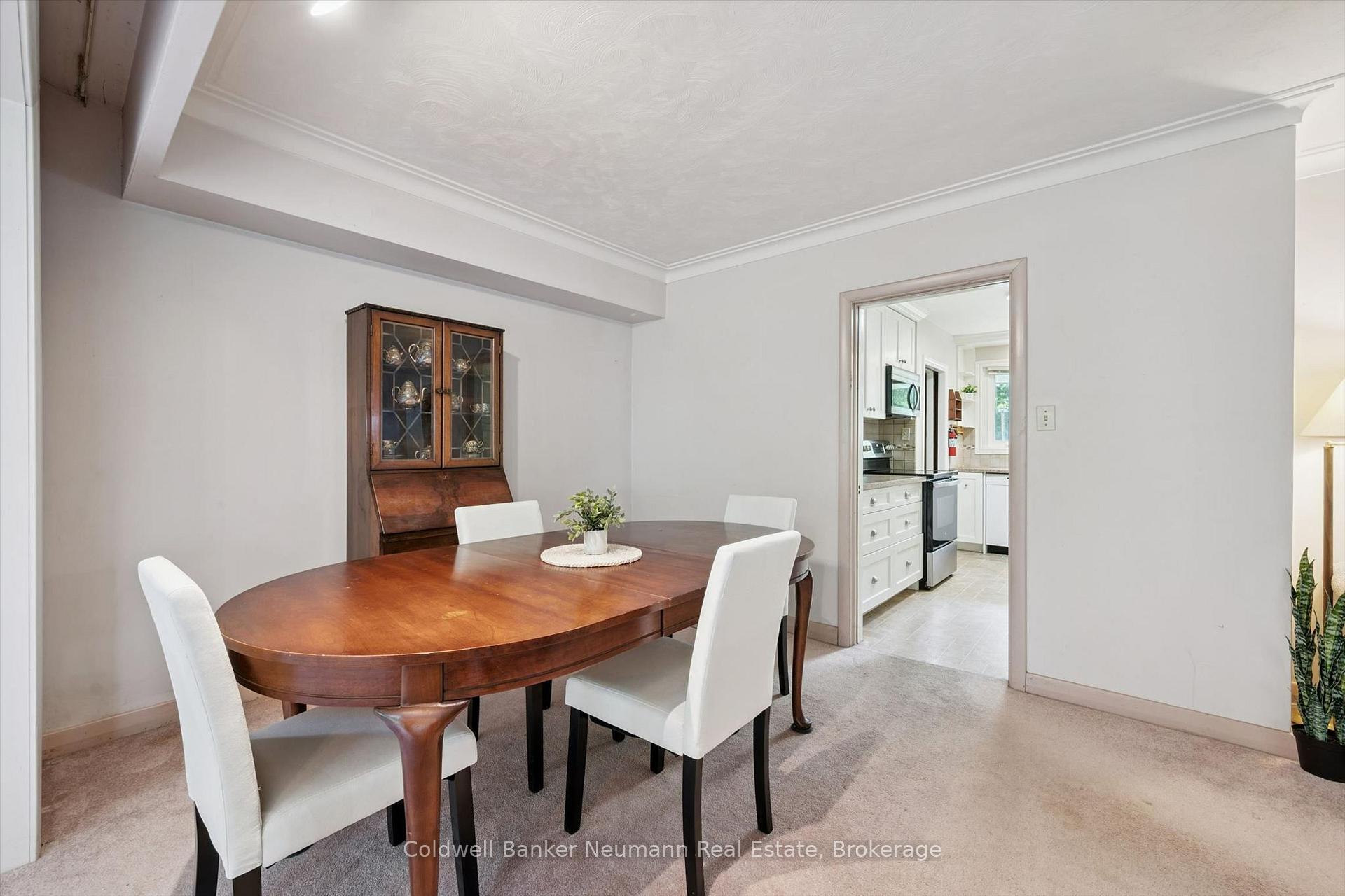 Photo 10 of 45 Dean Avenue, Guelph, Dovercliffe Park/Old University — HOMEH