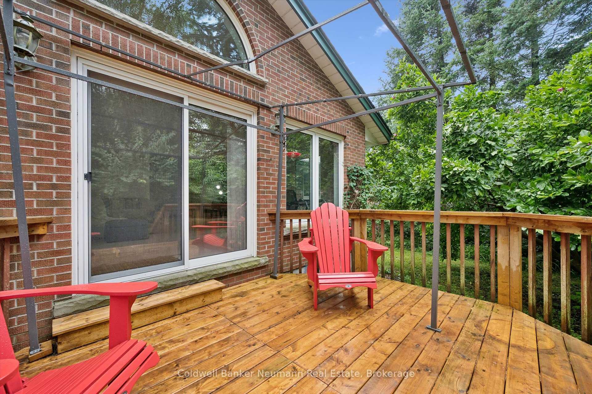 Photo 27 of 45 Dean Avenue, Guelph, Dovercliffe Park/Old University — HOMEH