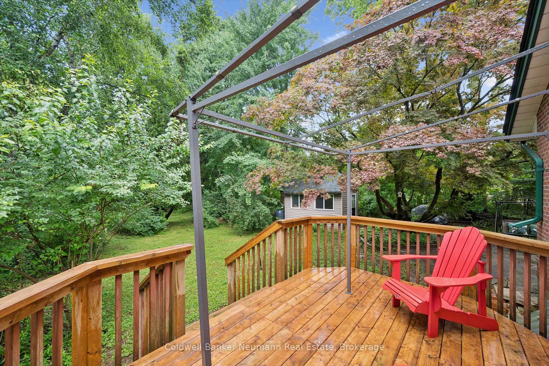 Photo 28 of 45 Dean Avenue, Guelph, Dovercliffe Park/Old University — HOMEH