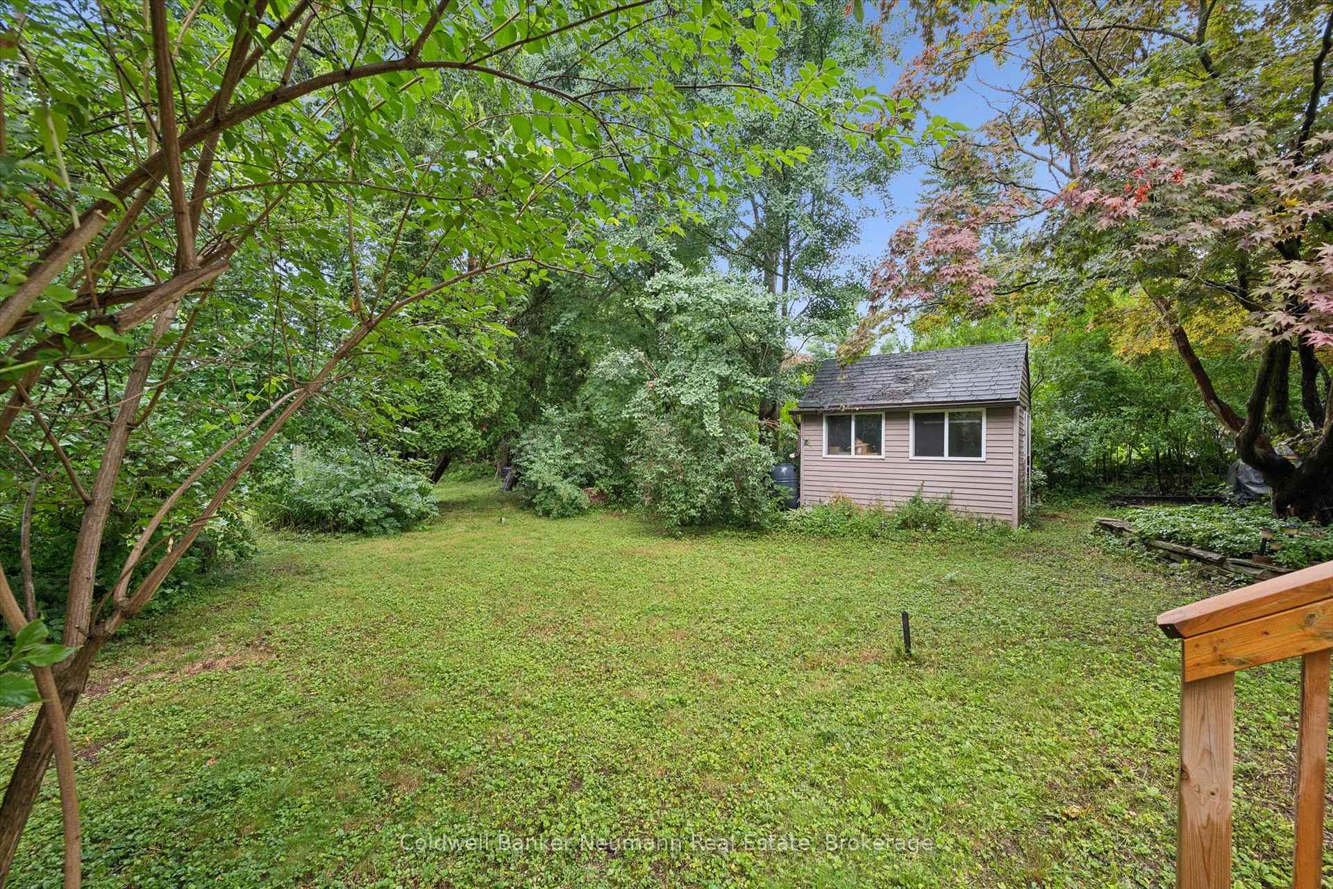 Photo 29 of 45 Dean Avenue, Guelph, Dovercliffe Park/Old University — HOMEH