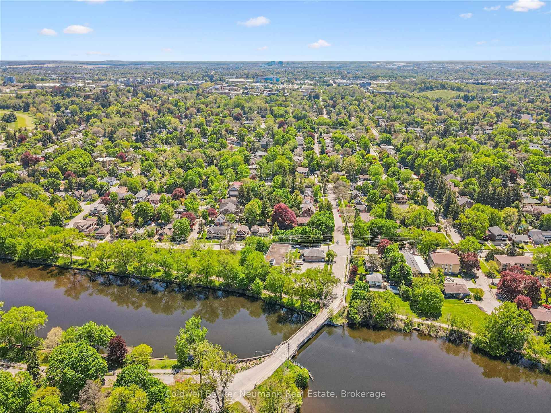 Photo 36 of 45 Dean Avenue, Guelph, Dovercliffe Park/Old University — HOMEH
