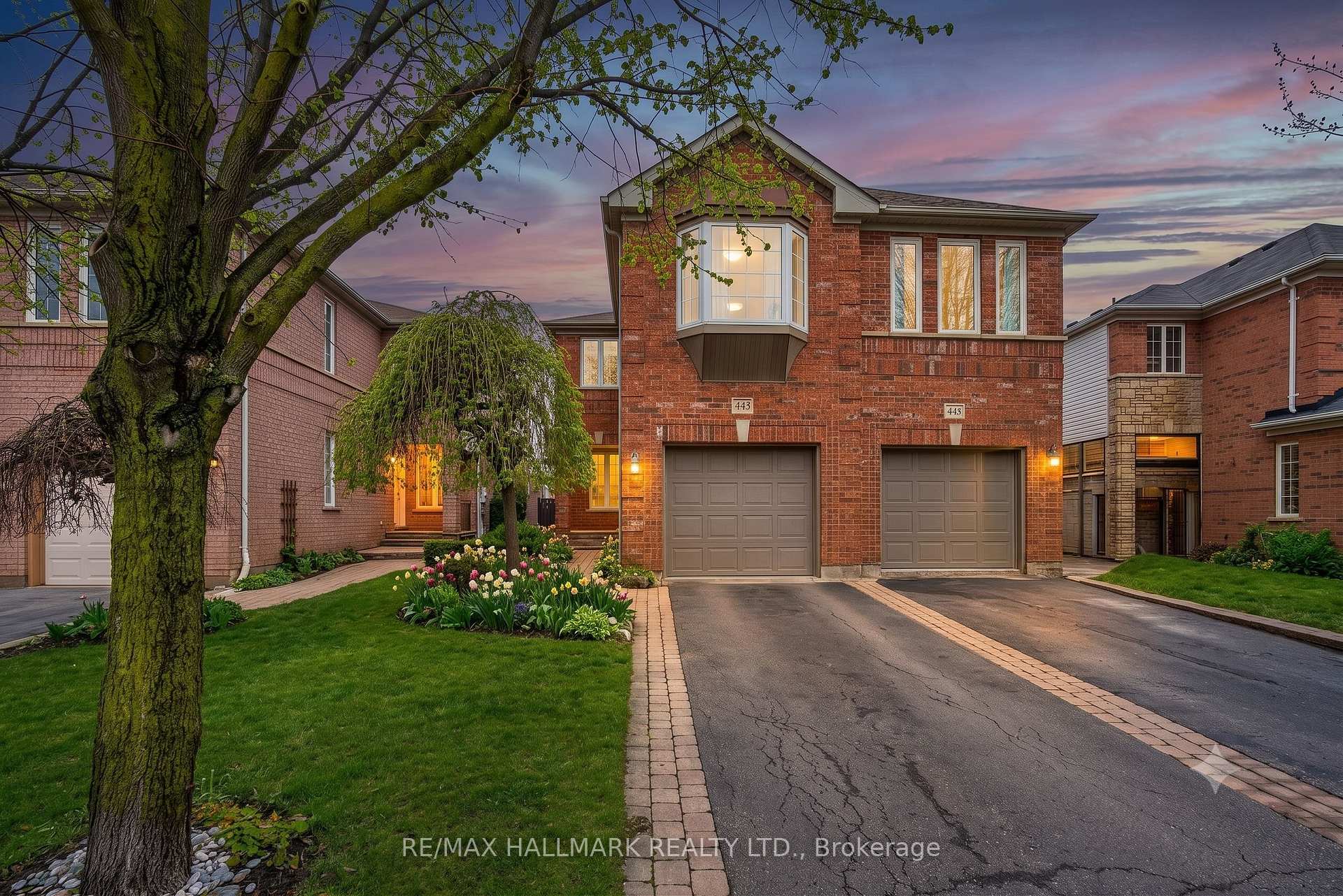 Photo 1 of 441 Heddle Crescent N, Newmarket, Stonehaven-Wyndham — HOMEH