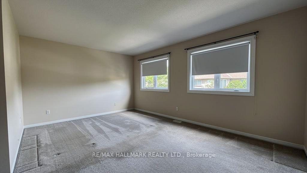 Photo 16 of 441 Heddle Crescent N, Newmarket, Stonehaven-Wyndham — HOMEH
