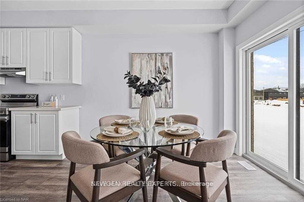 Photo 14 of 4855 Pettit Avenue, Niagara Falls, Morrison — HOMEH