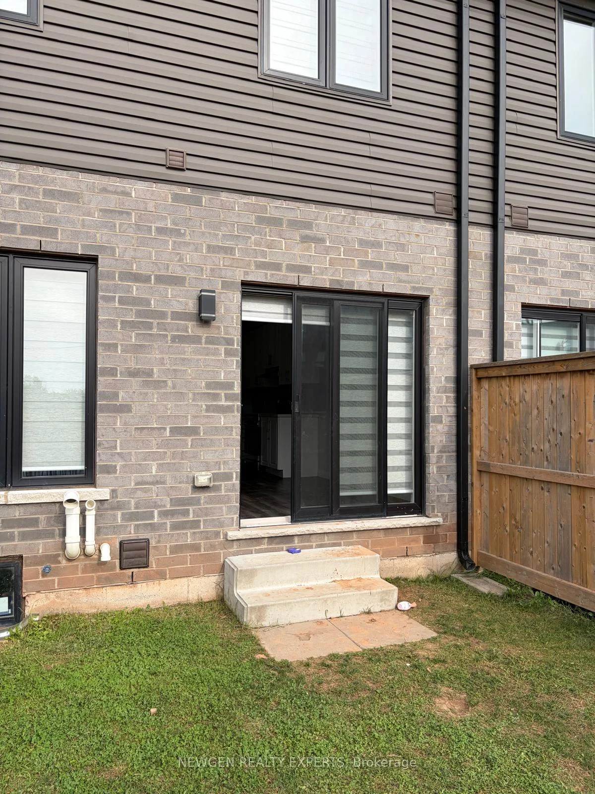 Photo 24 of 4855 Pettit Avenue, Niagara Falls, Morrison — HOMEH