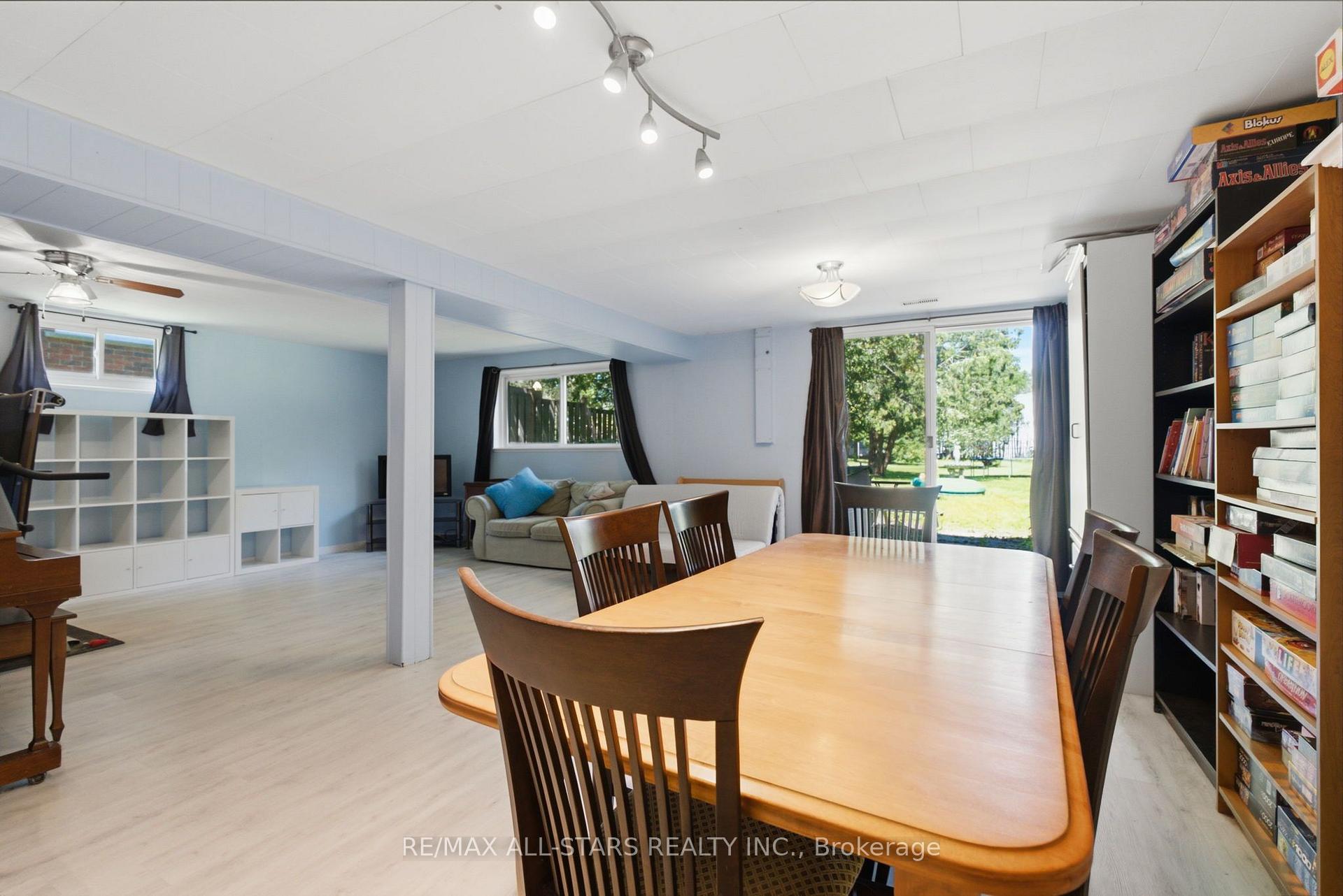 Photo 21 of 85 Reach Street, Uxbridge — HOMEH