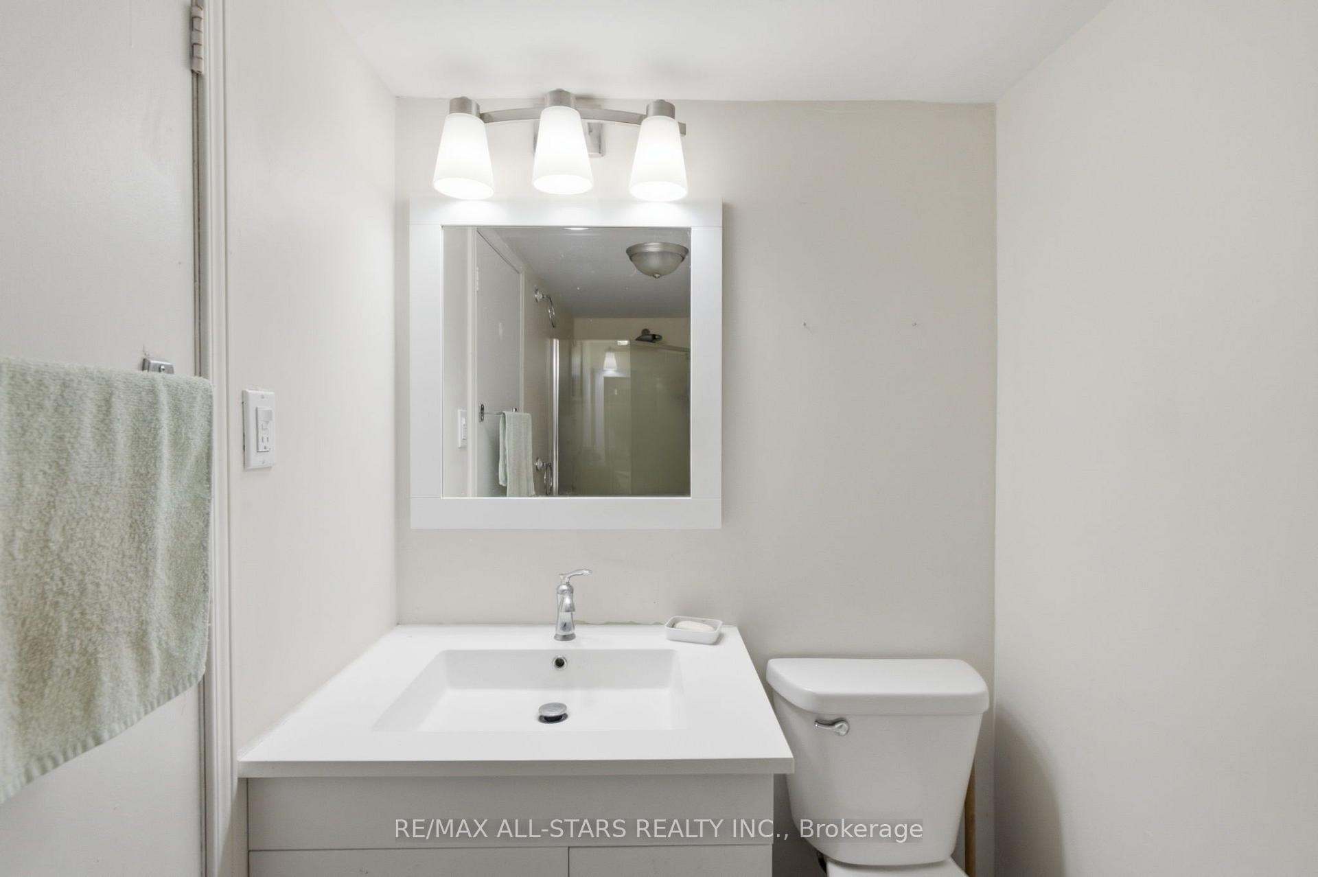 Photo 25 of 85 Reach Street, Uxbridge — HOMEH