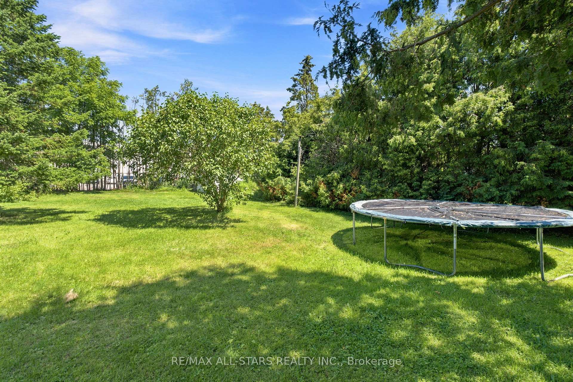 Photo 32 of 85 Reach Street, Uxbridge — HOMEH
