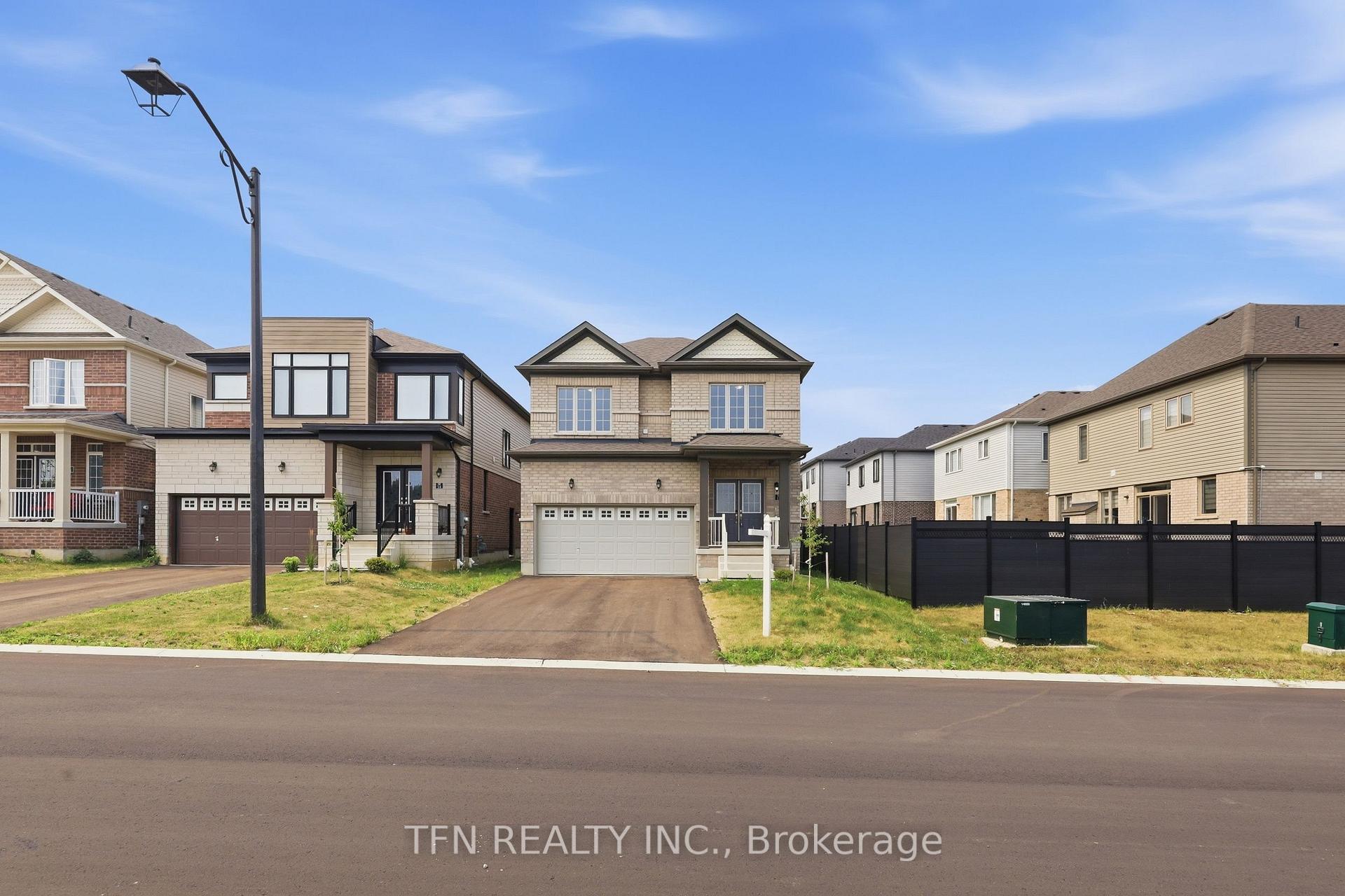 Photo 1 of 16 Blaney Street, Brant, Paris — HOMEH