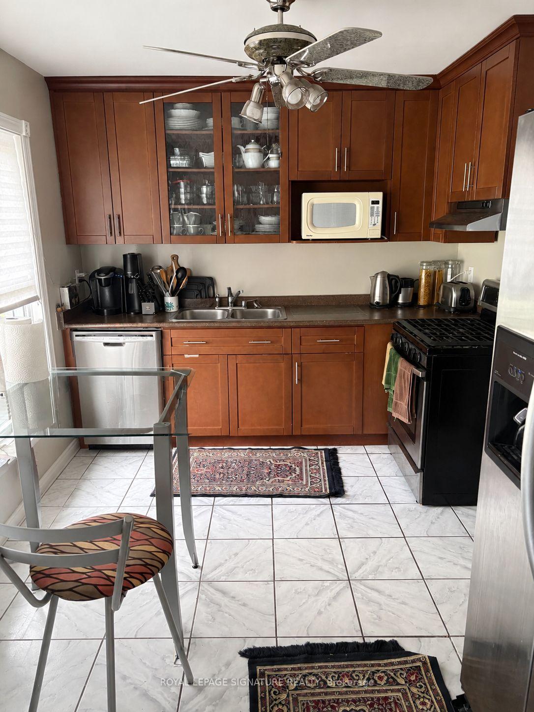 Photo 4 of Unit Main/Upper, 137 Madoc Drive, Brampton, Madoc — HOMEH