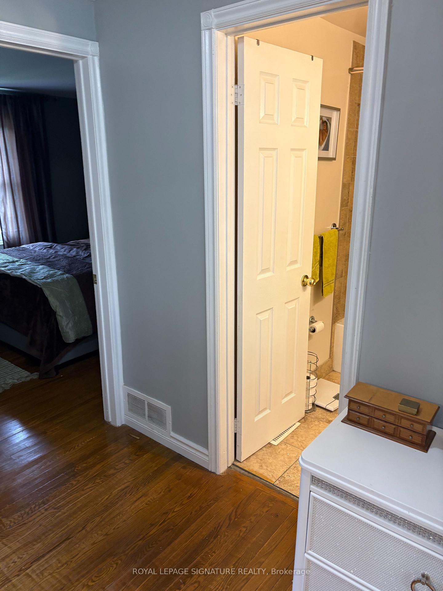 Photo 19 of Unit Main/Upper, 137 Madoc Drive, Brampton, Madoc — HOMEH