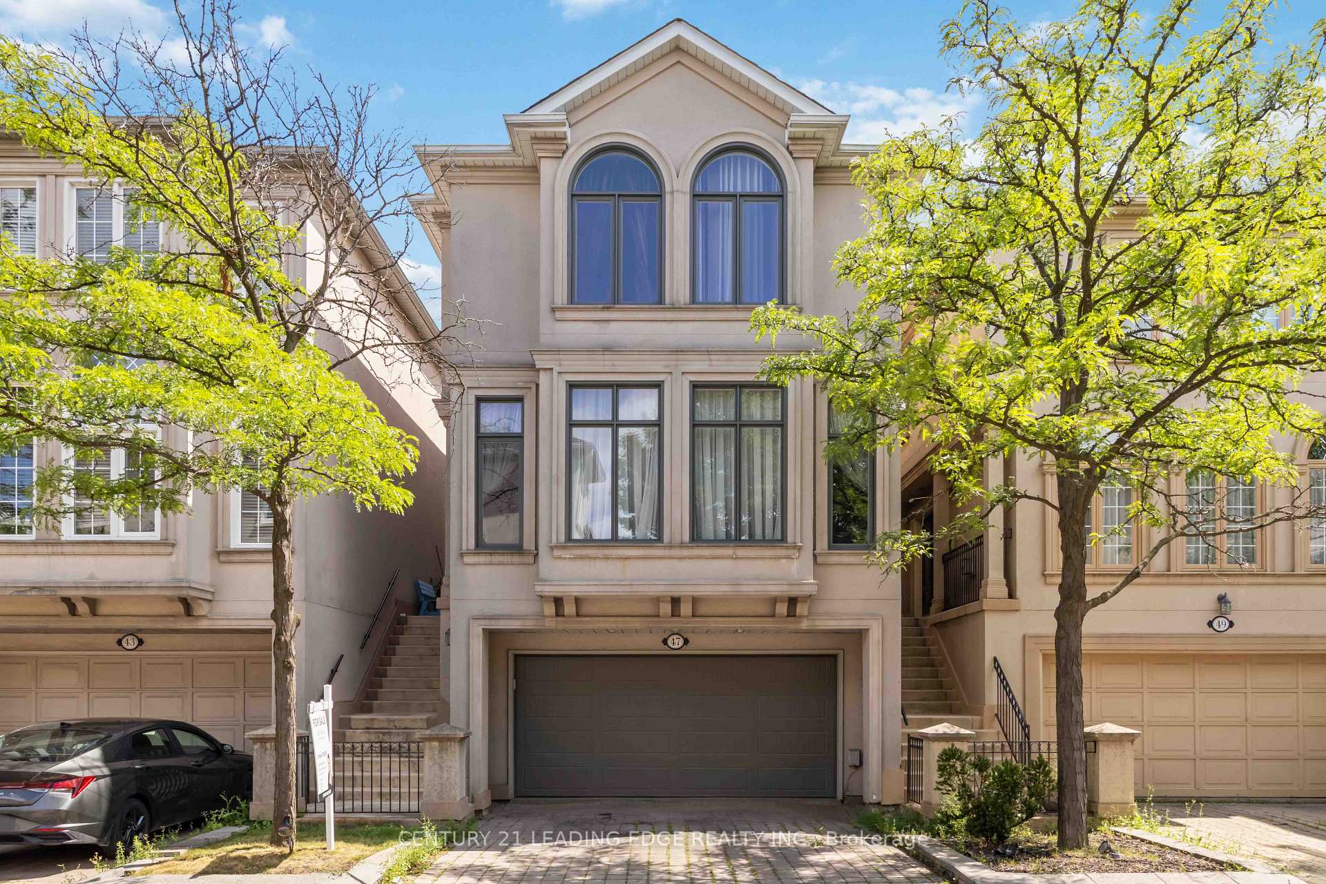 Photo 2 of Unit 5, 47 Cordoba Drive, Vaughan, Lakeview Estates — HOMEH