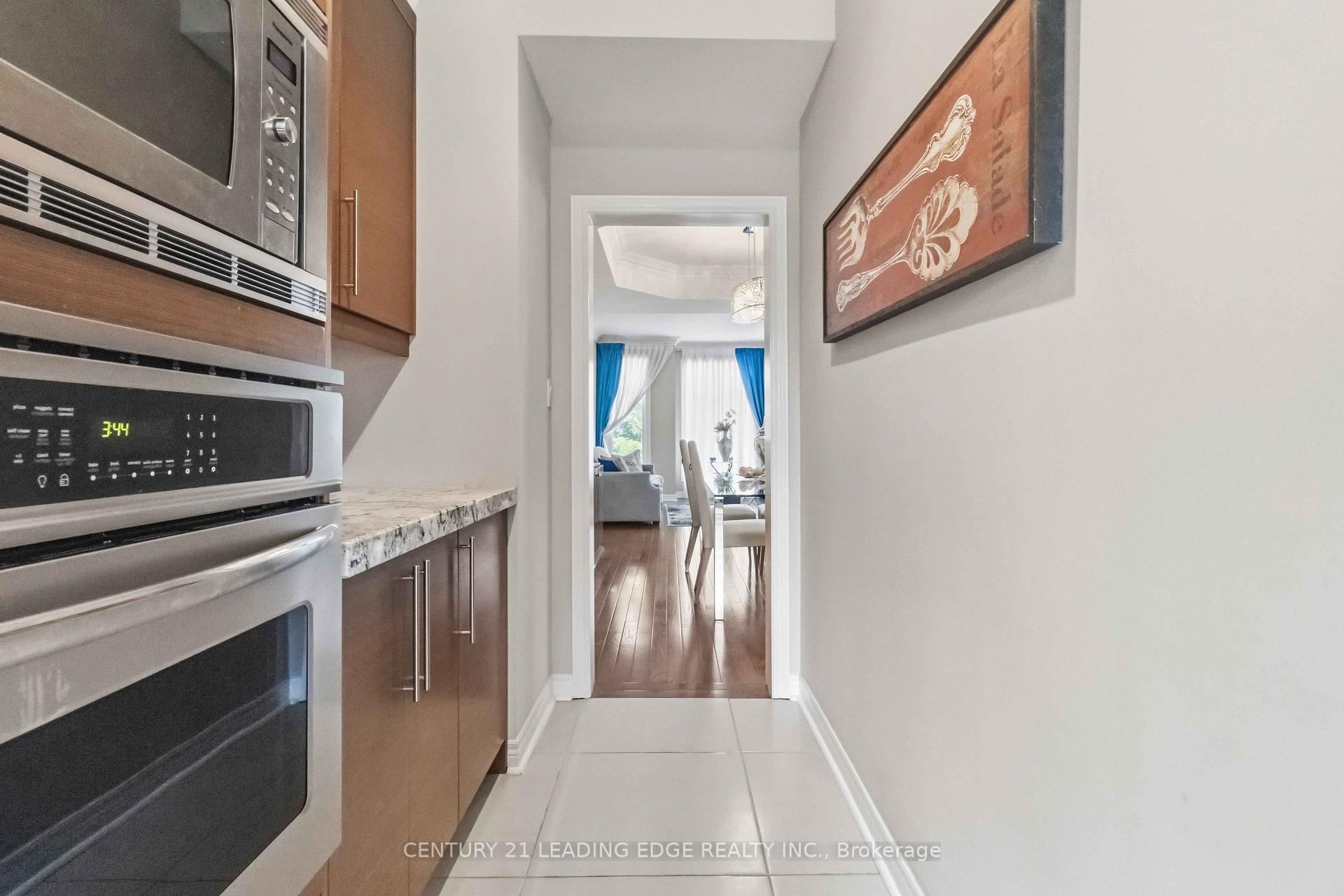 Photo 8 of Unit 5, 47 Cordoba Drive, Vaughan, Lakeview Estates — HOMEH