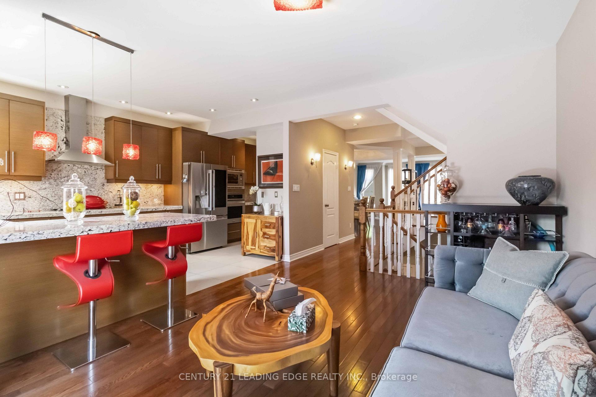 Photo 13 of Unit 5, 47 Cordoba Drive, Vaughan, Lakeview Estates — HOMEH