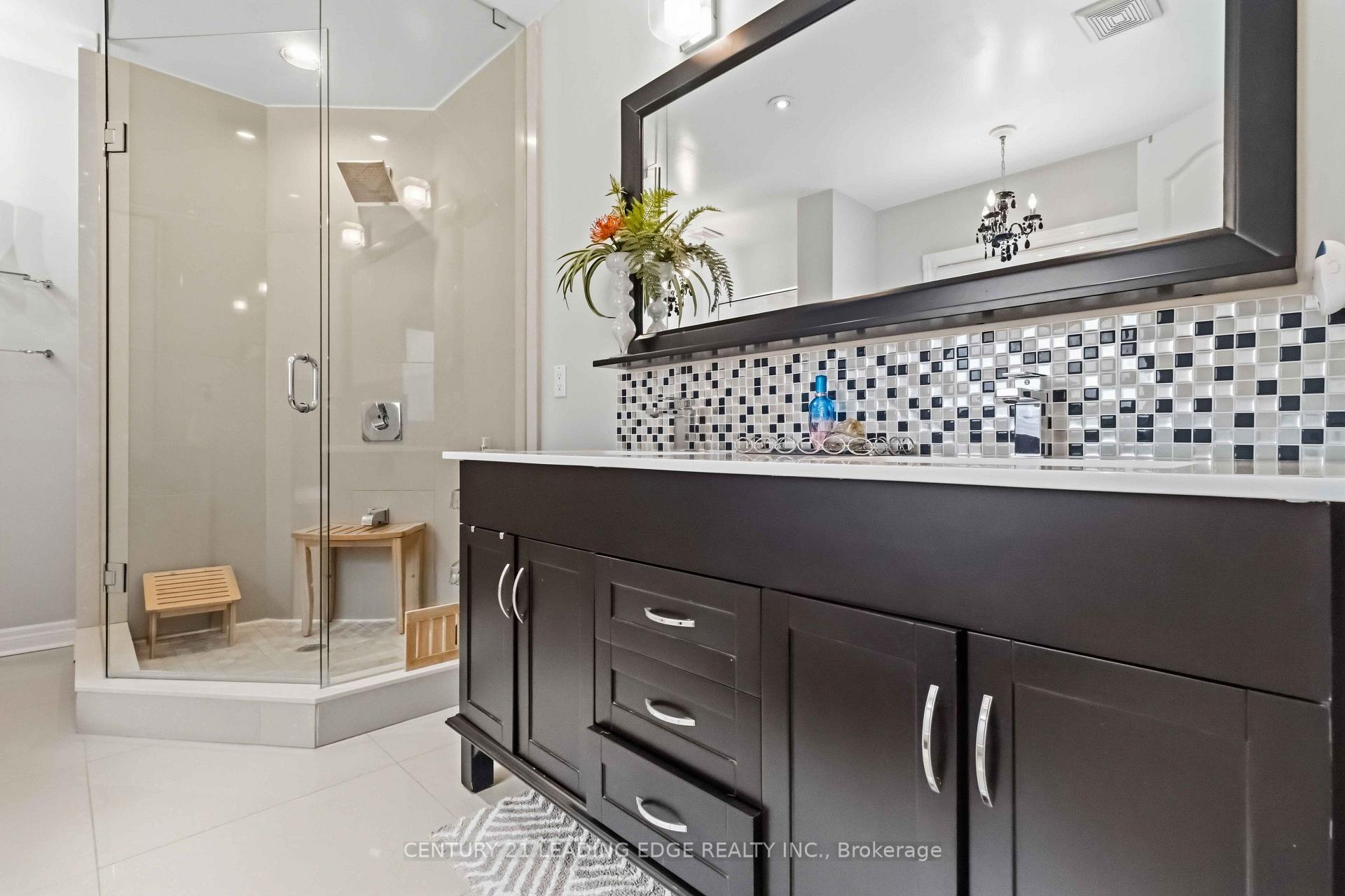 Photo 21 of Unit 5, 47 Cordoba Drive, Vaughan, Lakeview Estates — HOMEH