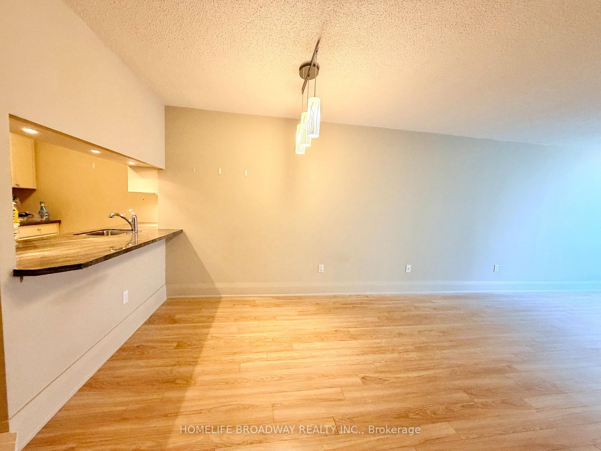 Photo 3 of Unit 1908, 1055 Bay Street, Toronto, Bay Street Corridor — HOMEH