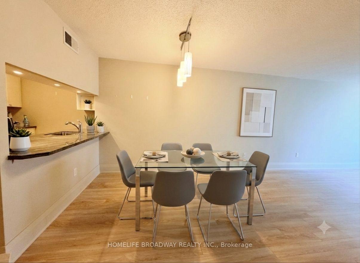 Photo 4 of Unit 1908, 1055 Bay Street, Toronto, Bay Street Corridor — HOMEH