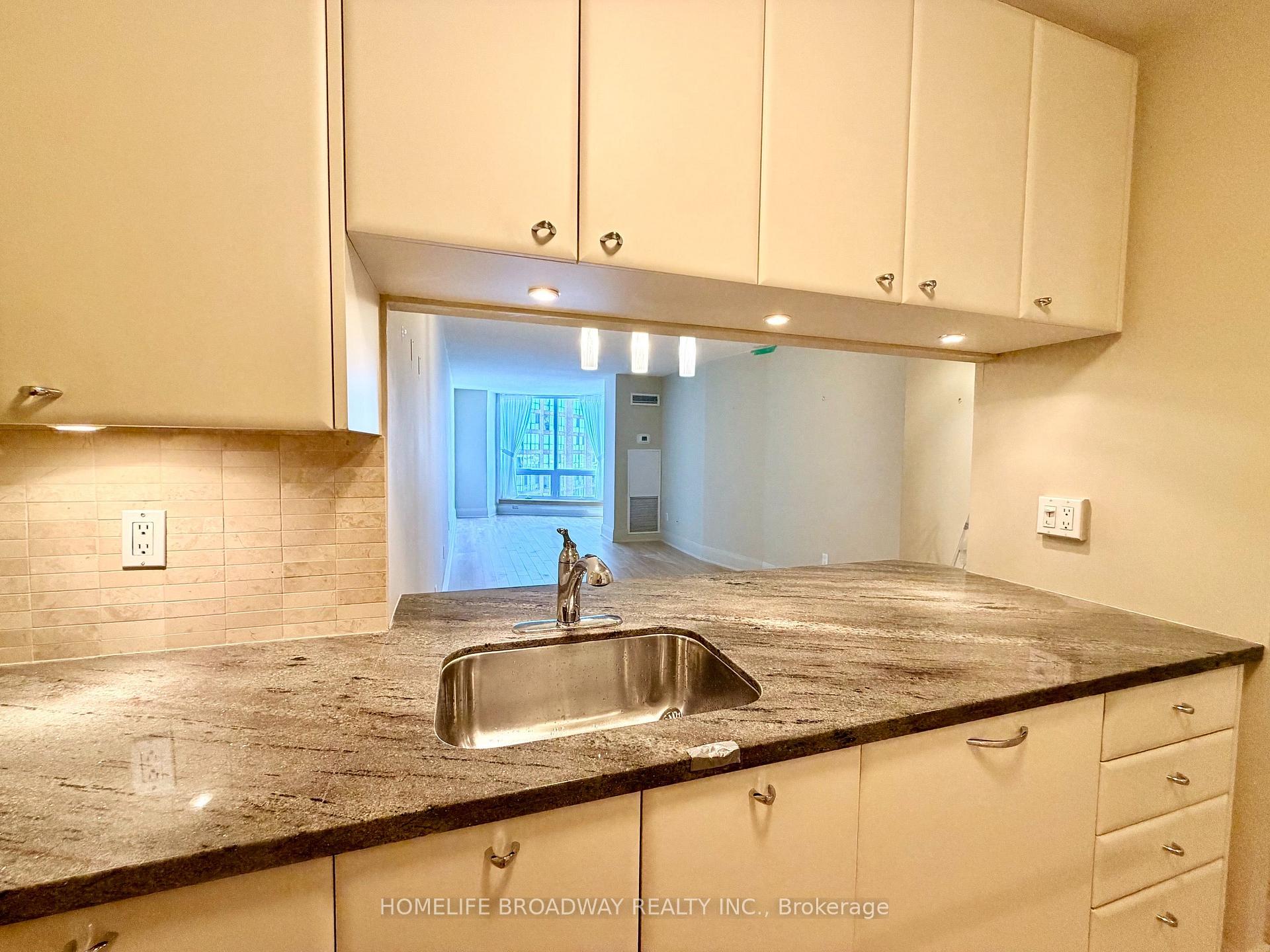 Photo 8 of Unit 1908, 1055 Bay Street, Toronto, Bay Street Corridor — HOMEH