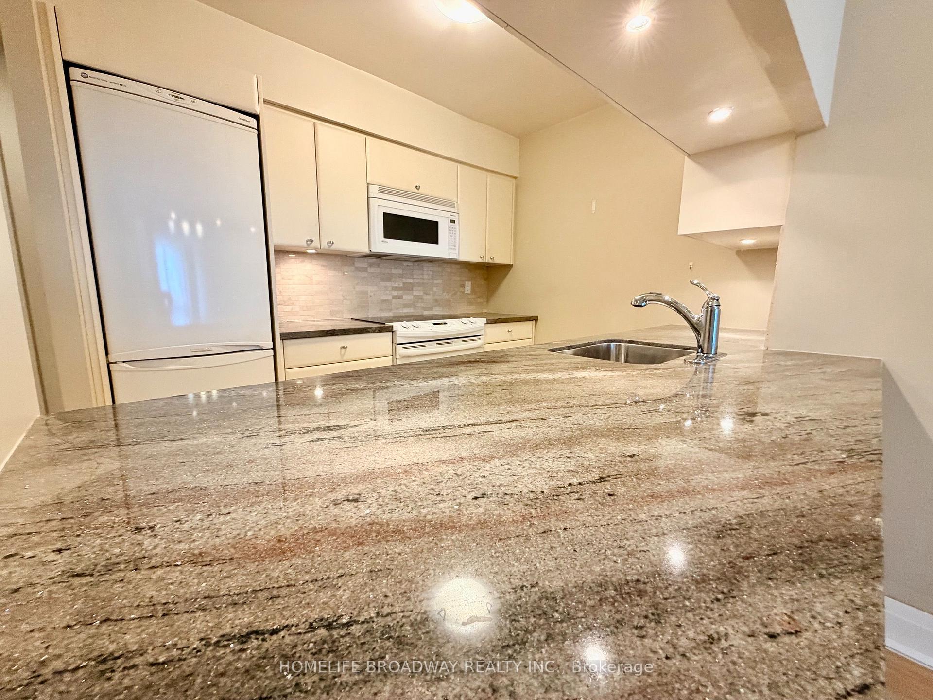 Photo 9 of Unit 1908, 1055 Bay Street, Toronto, Bay Street Corridor — HOMEH