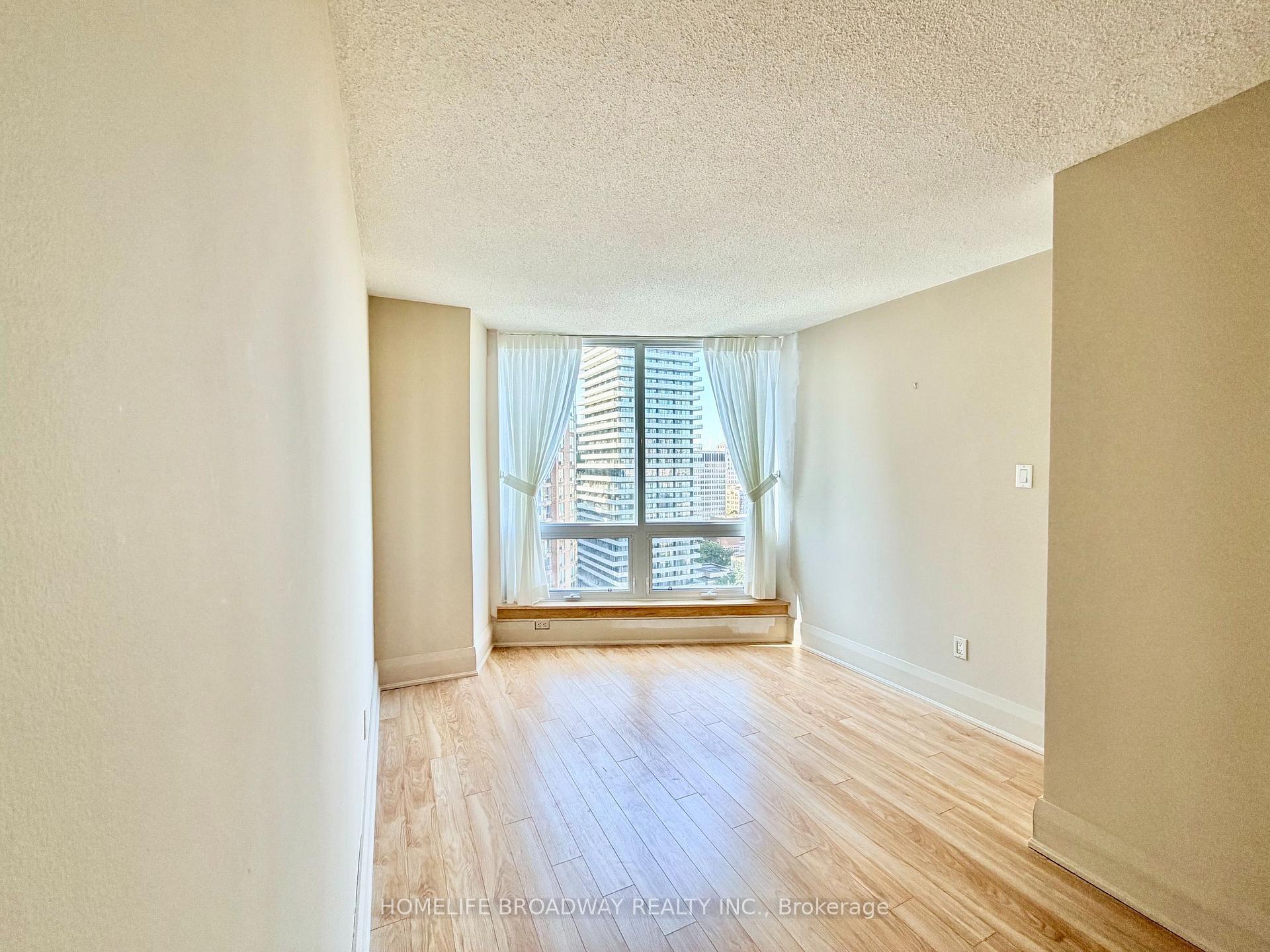 Photo 10 of Unit 1908, 1055 Bay Street, Toronto, Bay Street Corridor — HOMEH
