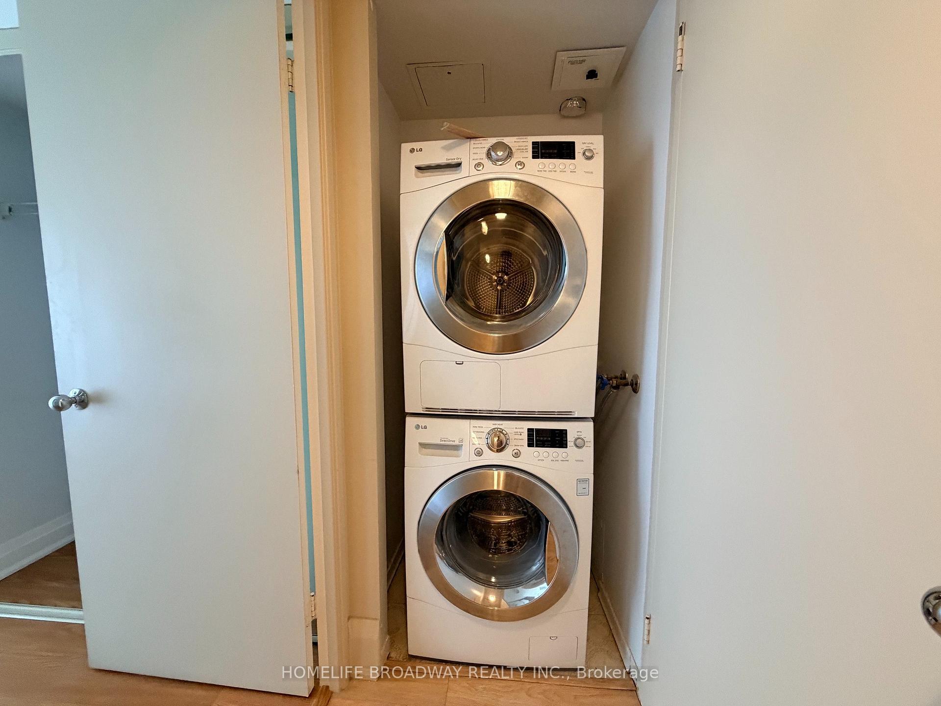 Photo 17 of Unit 1908, 1055 Bay Street, Toronto, Bay Street Corridor — HOMEH