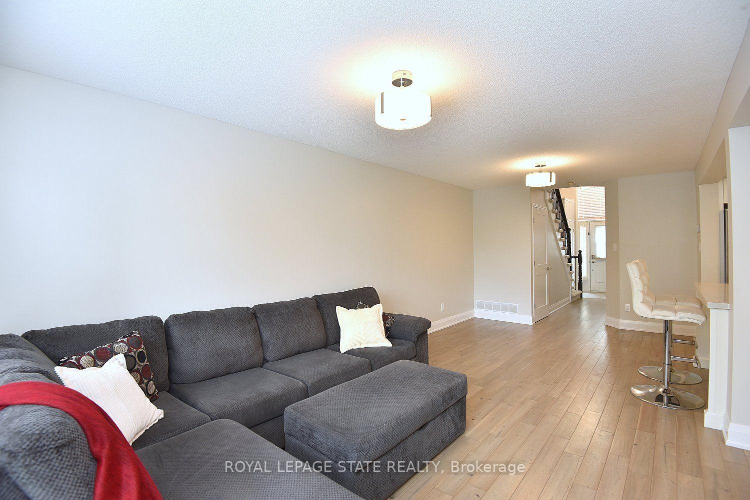Photo 13 of 519 Southridge Drive, Hamilton, Mountview — HOMEH