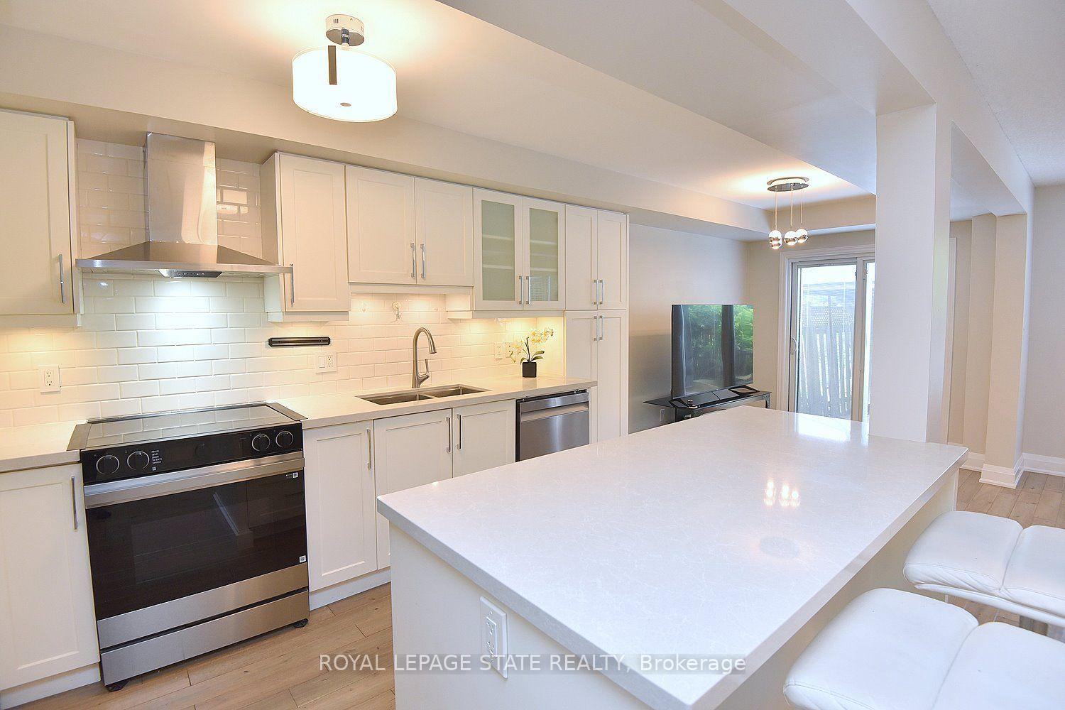 Photo 18 of 519 Southridge Drive, Hamilton, Mountview — HOMEH