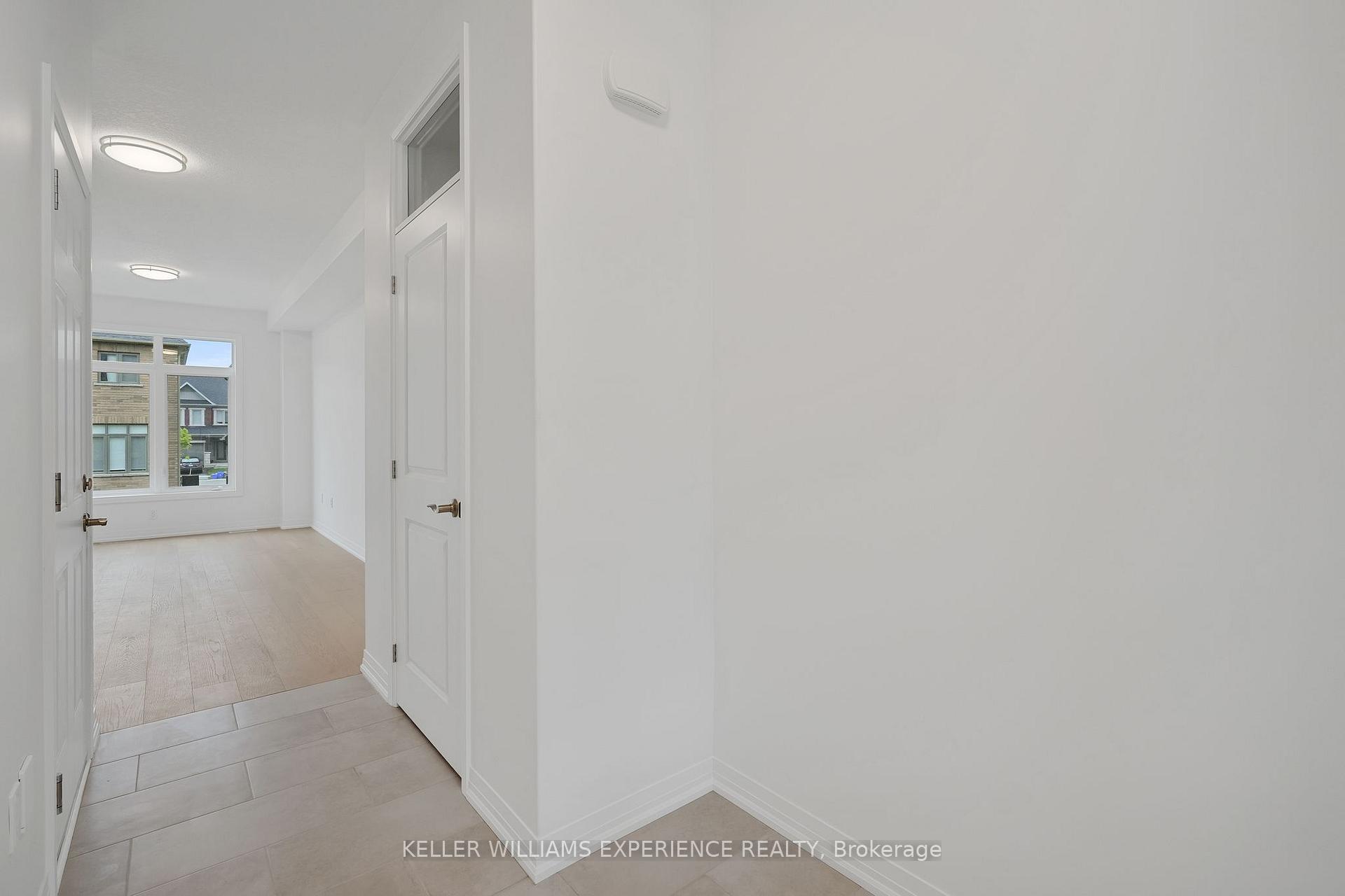 Photo 5 of 86 Sagewood Avenue, Barrie, Rural Barrie Southeast — HOMEH