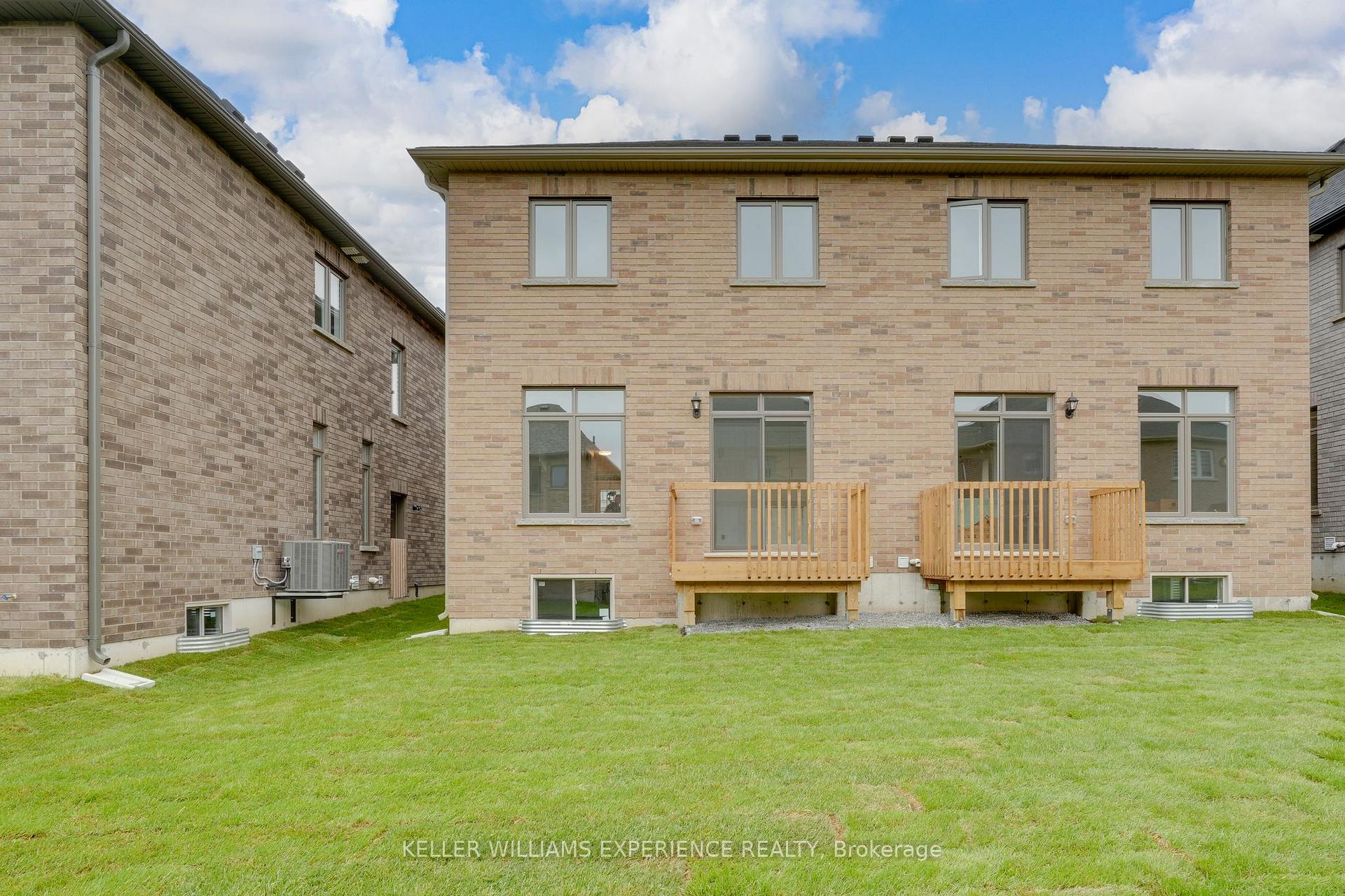 Photo 32 of 86 Sagewood Avenue, Barrie, Rural Barrie Southeast — HOMEH