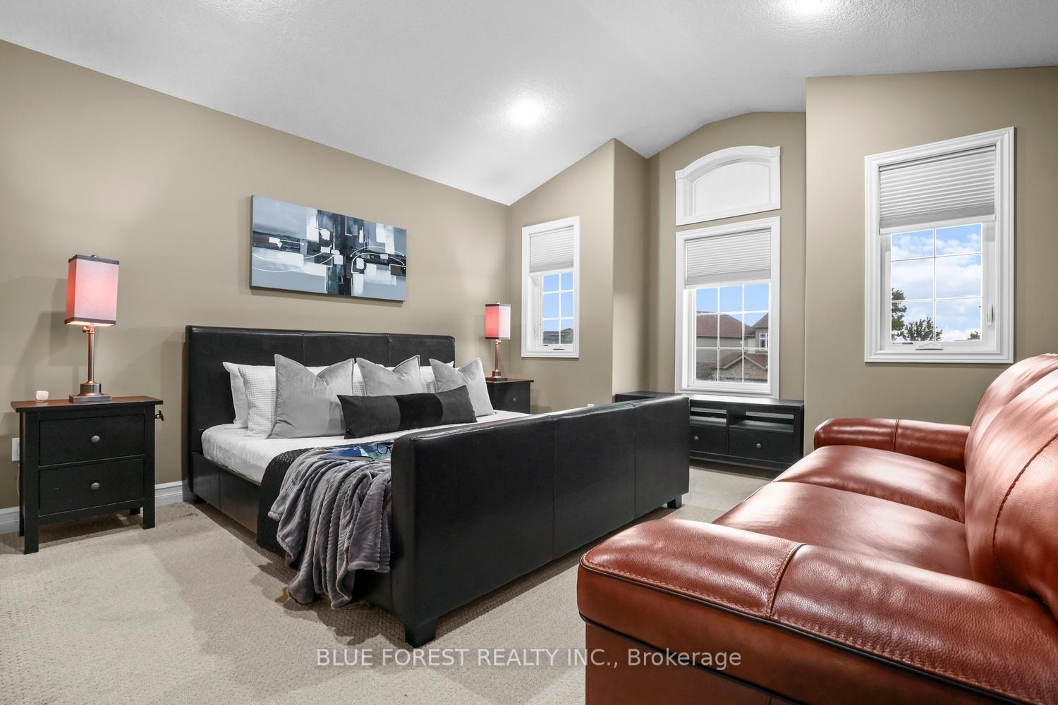 Photo 18 of 2687 Bateman Trail, London, South W — HOMEH