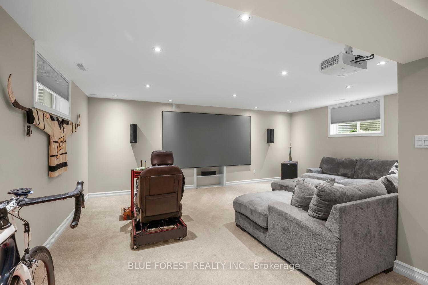 Photo 34 of 2687 Bateman Trail, London, South W — HOMEH