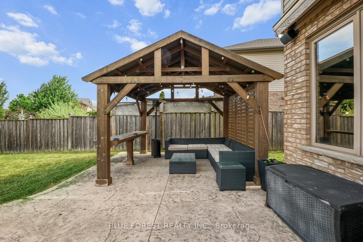 Photo 41 of 2687 Bateman Trail, London, South W — HOMEH
