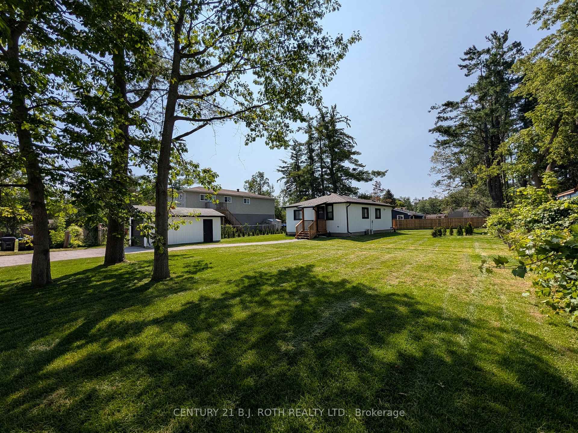 Photo 15 of 809 9TH Line, Innisfil, Alcona — HOMEH