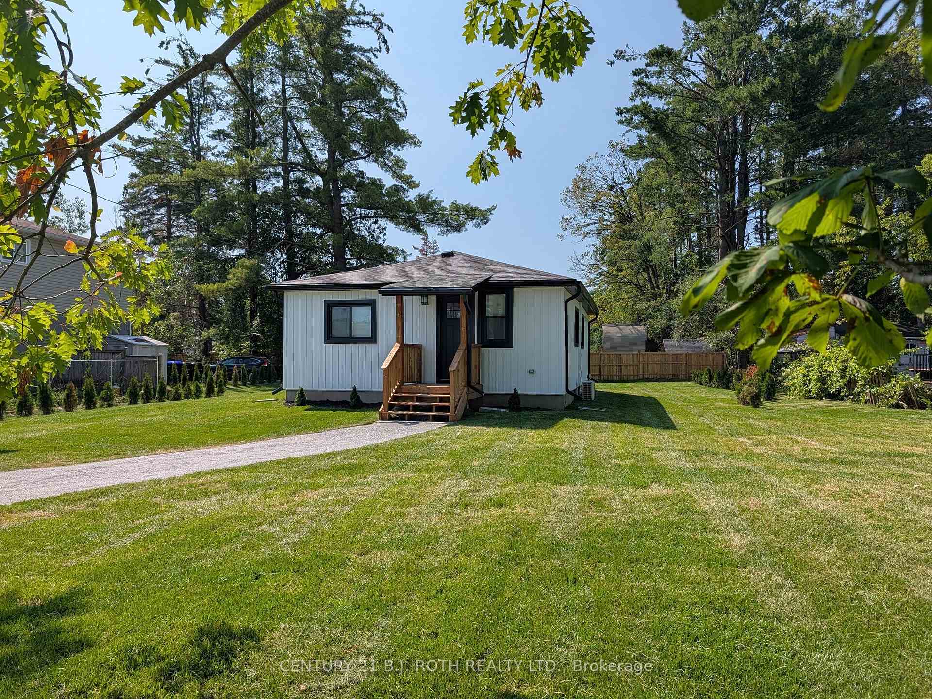 Photo 16 of 809 9TH Line, Innisfil, Alcona — HOMEH