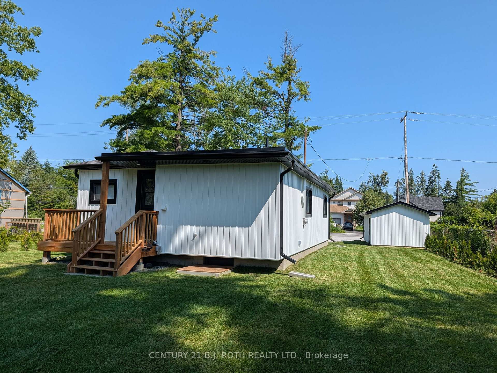 Photo 18 of 809 9TH Line, Innisfil, Alcona — HOMEH