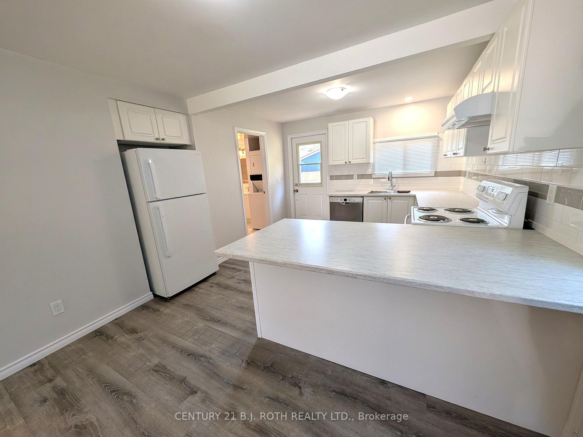 Photo 46 of 809 9TH Line, Innisfil, Alcona — HOMEH