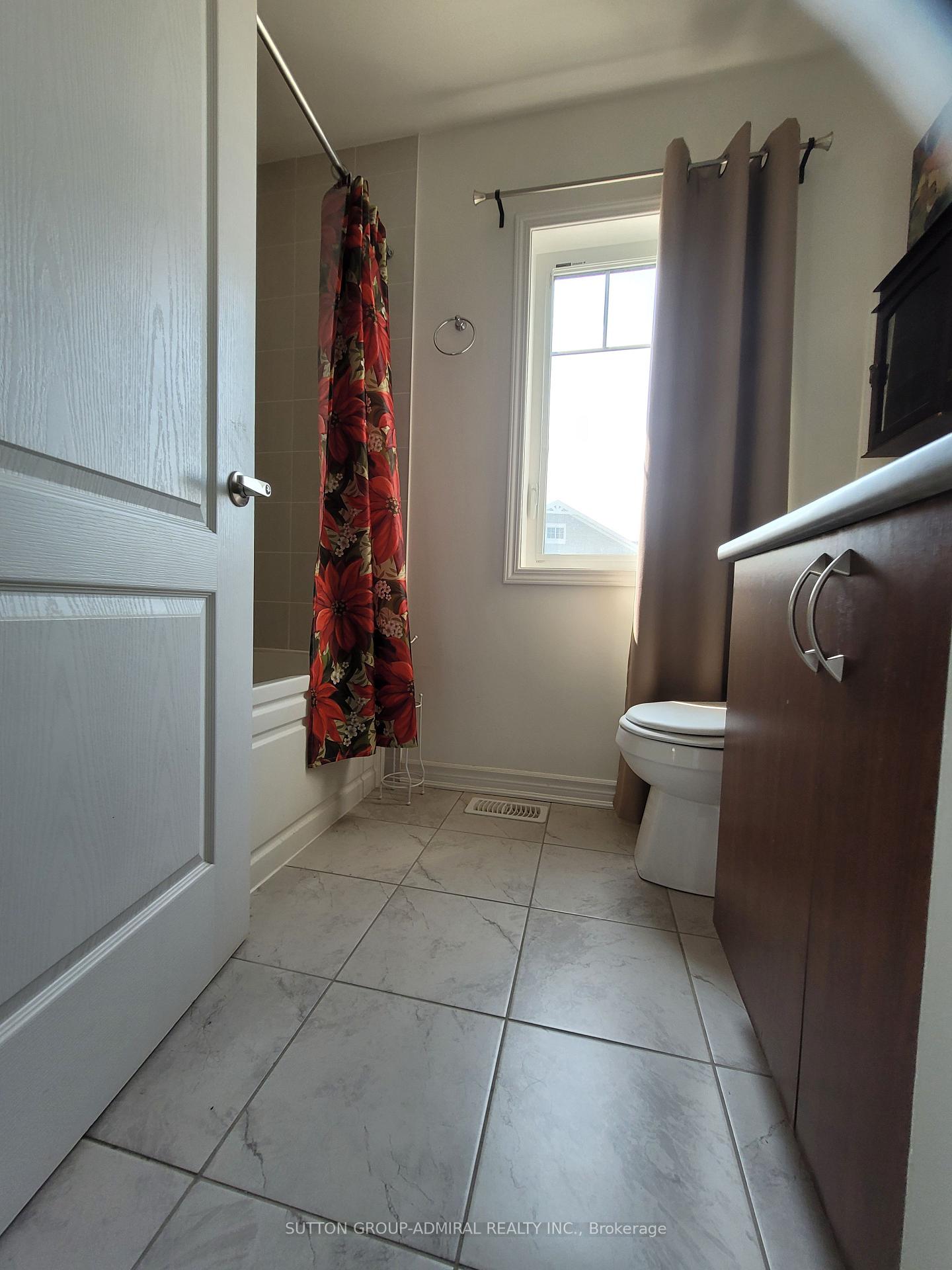 Photo 9 of 104 Village Gate Drive, Wasaga Beach — HOMEH