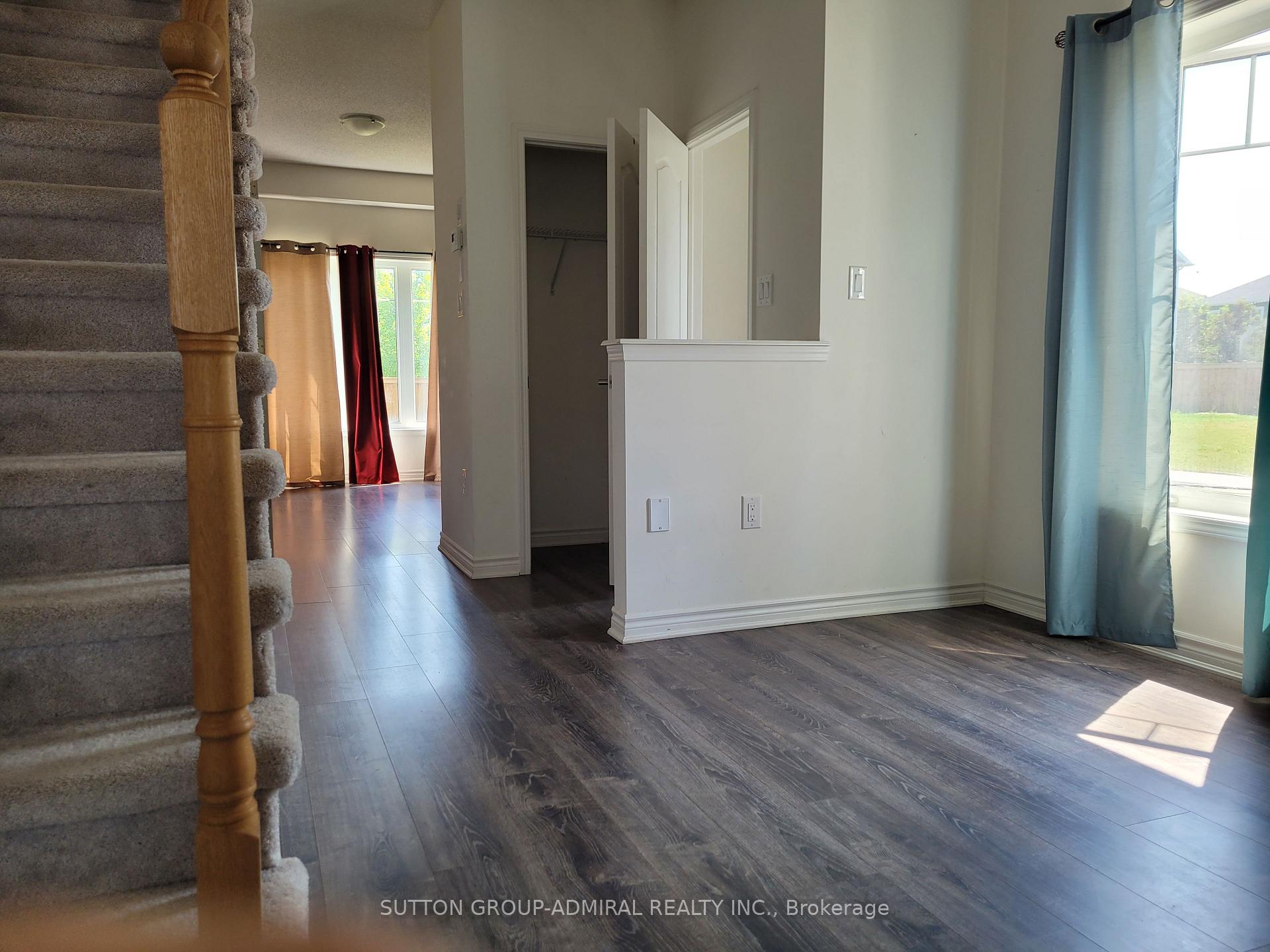 Photo 17 of 104 Village Gate Drive, Wasaga Beach — HOMEH