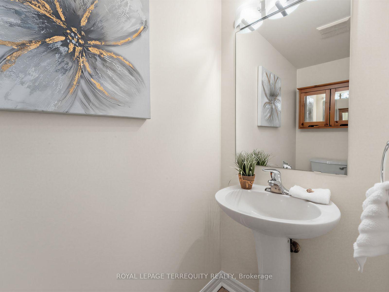 Photo 17 of 83 Tianalee Crescent, Brampton, Fletcher's Meadow — HOMEH