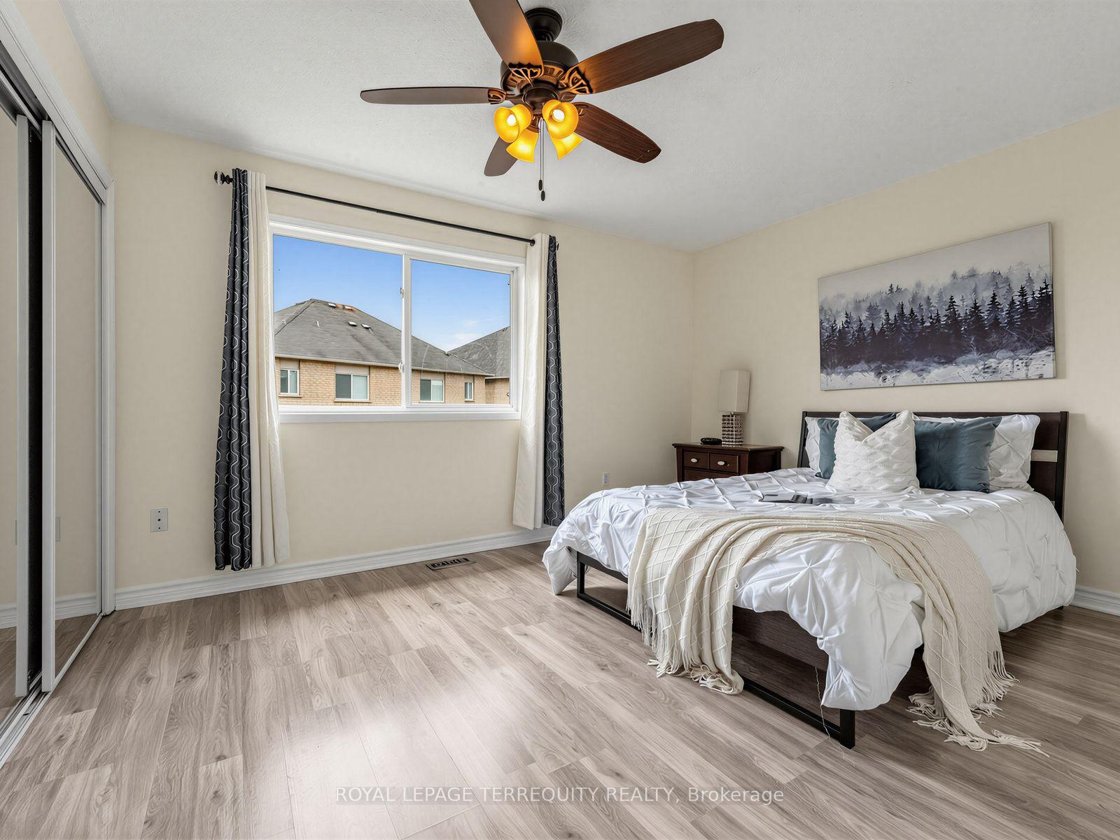 Photo 19 of 83 Tianalee Crescent, Brampton, Fletcher's Meadow — HOMEH