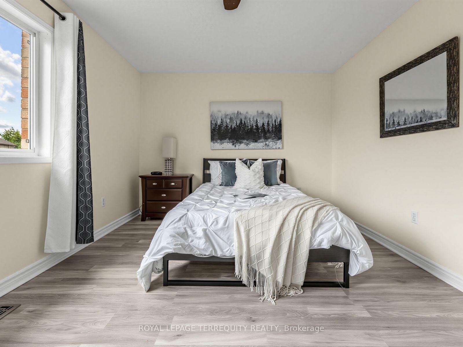 Photo 20 of 83 Tianalee Crescent, Brampton, Fletcher's Meadow — HOMEH