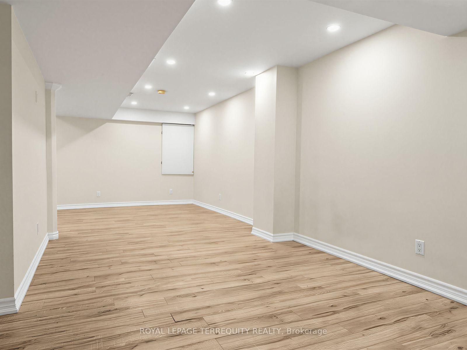 Photo 29 of 83 Tianalee Crescent, Brampton, Fletcher's Meadow — HOMEH