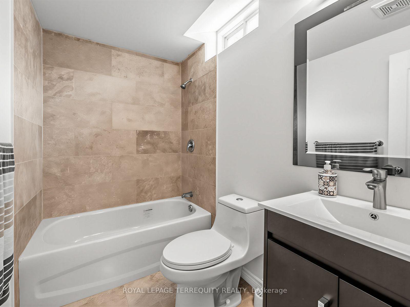 Photo 30 of 83 Tianalee Crescent, Brampton, Fletcher's Meadow — HOMEH