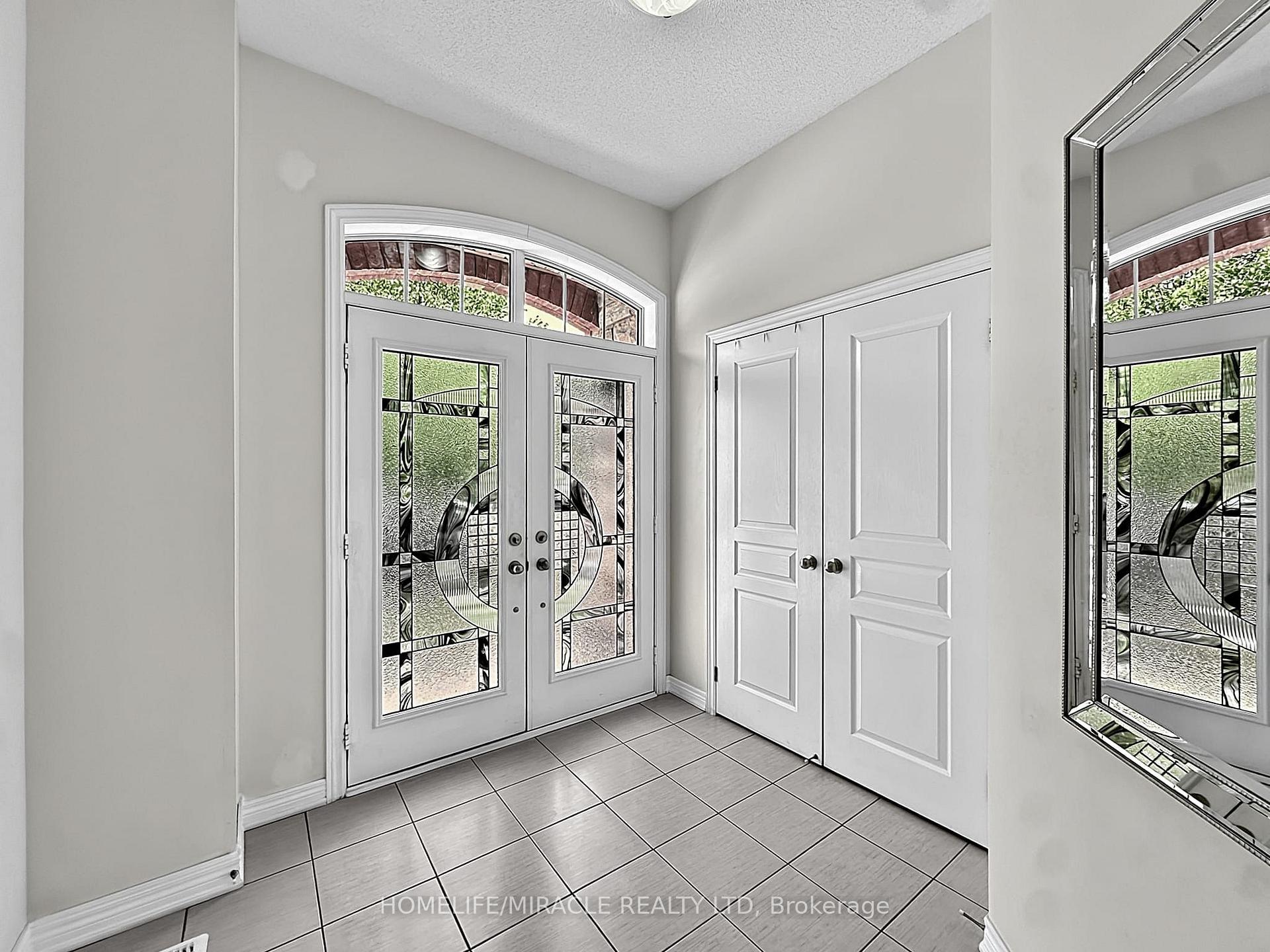Photo 2 of 6 Divinity Circle, Brampton, Northwest Brampton — HOMEH