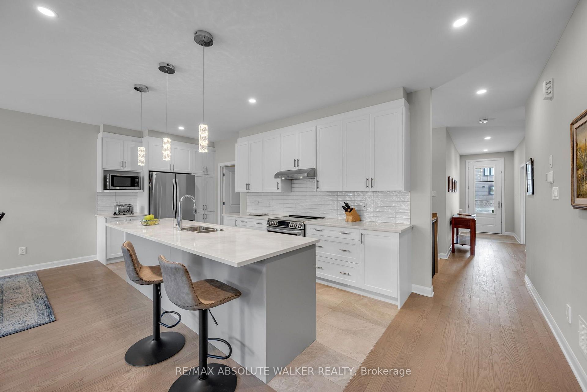 Photo 14 of 860 Companion Crescent, Ottawa, Mahogany Community — HOMEH